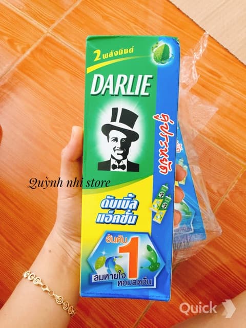 2tuyp kem đánh trắng răng bạc hà Darlie thái lan
