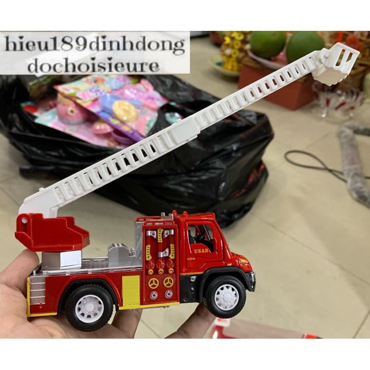 Hộp xe cứu hỏa sắt mở cánh bánh đà kết hợp nhựa (ảnh thật kèm kick thước)