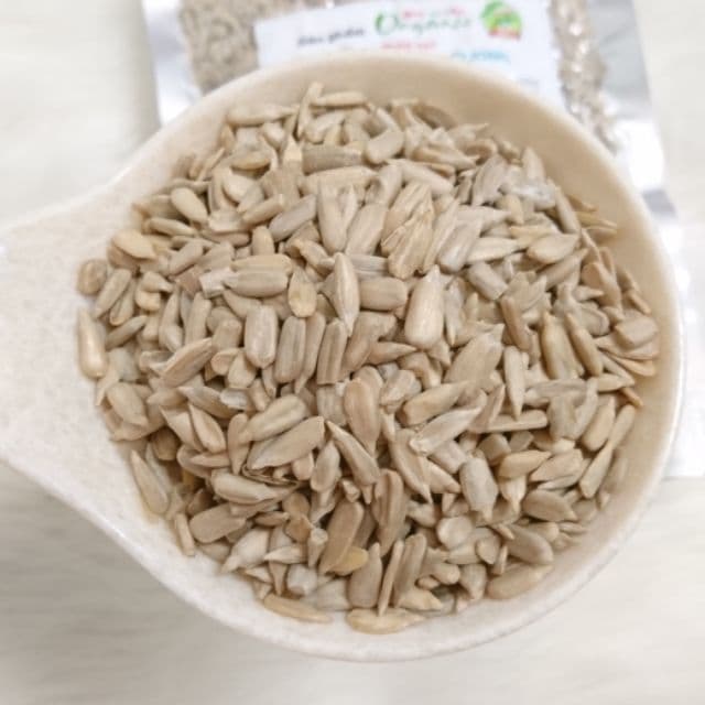 500GRAM NHÂN HẠT HƯỚNG DƯƠNG SỐNG