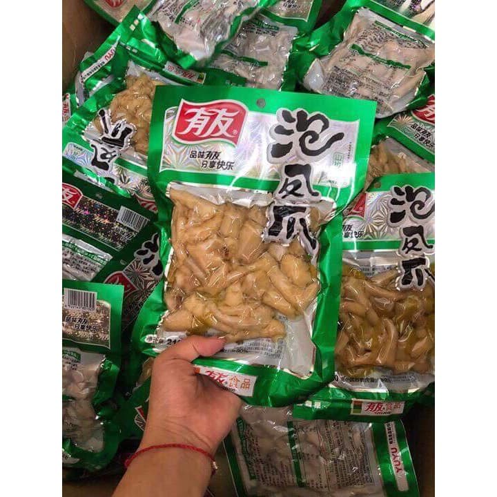 1 GÓI 180GR CHÂN GÀ ỚT XANH YUYU