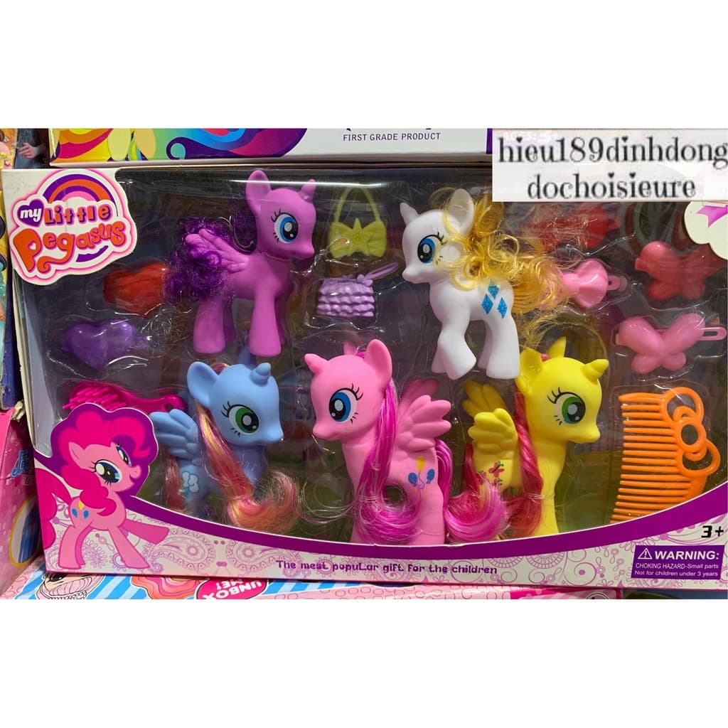 Hộp những chú ngựa pony có tóc kèm lược chải tóc