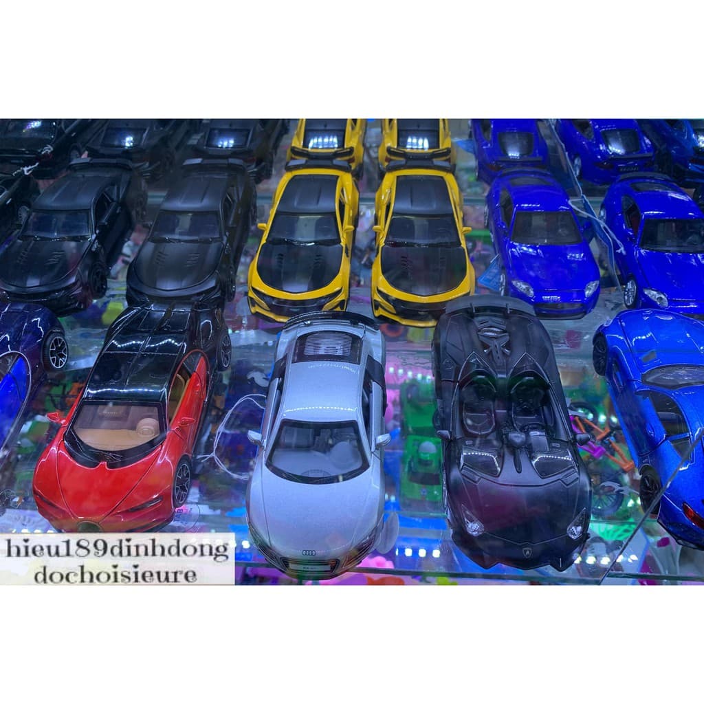Xe mô hình xe oto sắt ducati ferrari lamborghini có nhạc có đèn