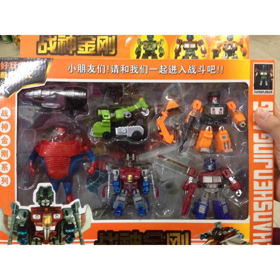 Bộ lắp ghép robot transformer và người nhện
