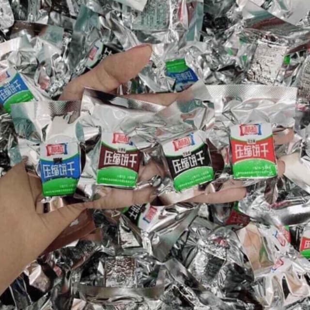 1 THÙNG 2.5kg LƯƠNG KHÔ MINI TRỘN VỊ