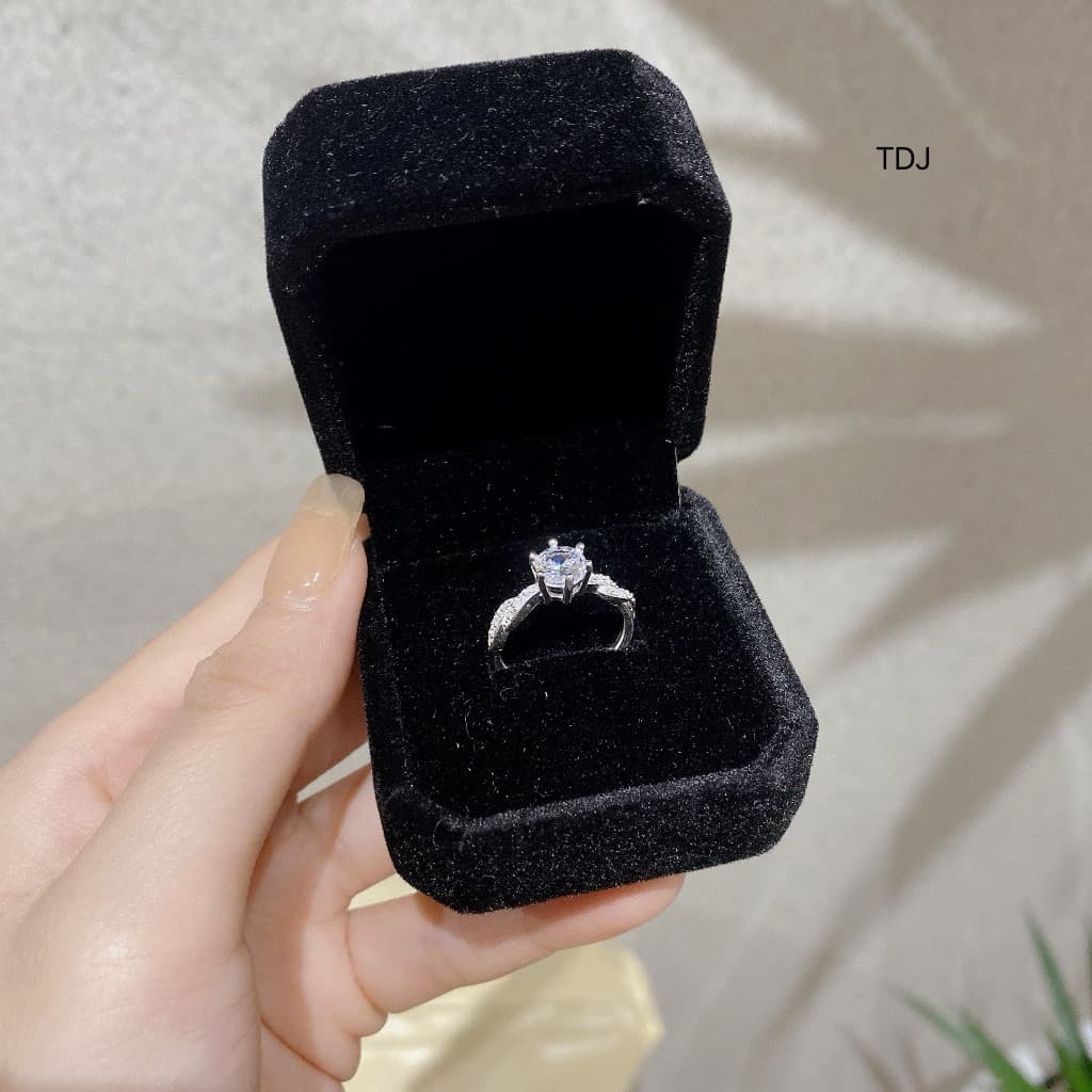 Nhẫn sau chấu xoắn cho nữ bạc cao cấp mã 147