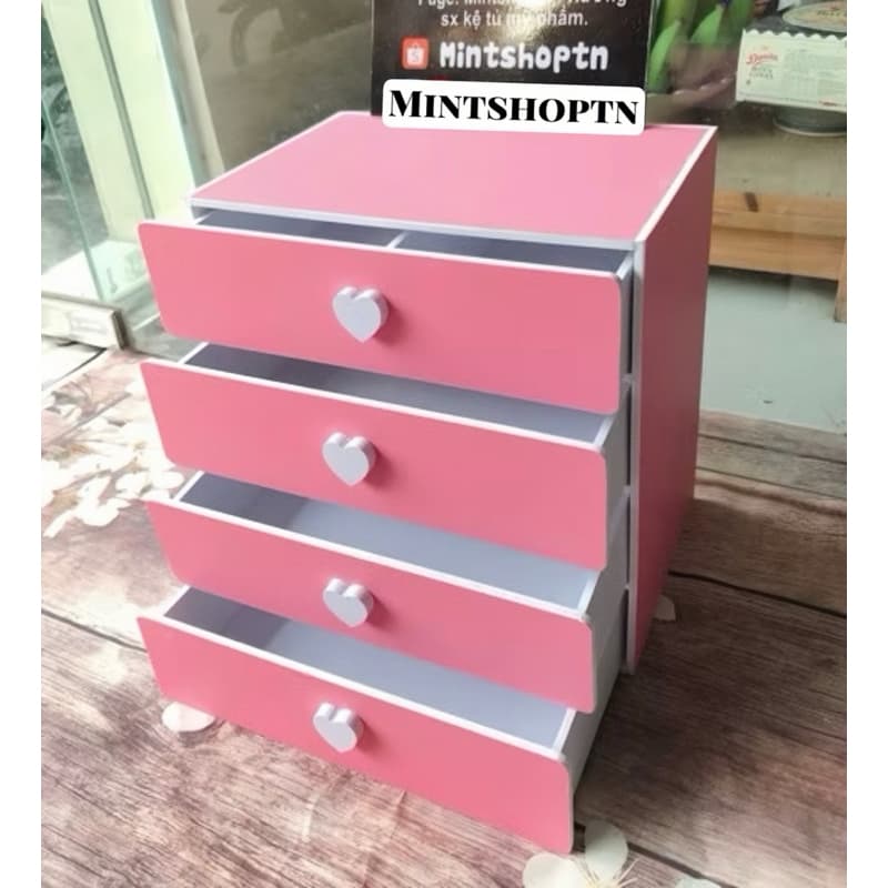 tủ mini 4 tầng hồng phấn núm tim