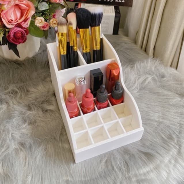 Khay đựng son và lọ đựng cọ trang điểm 2 trong 1 cực tiện dụng