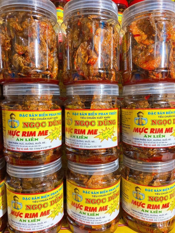 Đặc sản Phan Thiết Mực Rim Me Đã Chế Biến Ăn Liền Hộp 250 Gram Là Món Ăn Ngon Ơi Là Ngon. Hạn Sử Dụng 6 Tháng Kể Từ Ngày Đặt Hàng OCOP 4 Sao