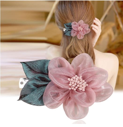 Bộ 2 kẹp tóc 2 mẫu khác nhau cho bạn gái phong cách Hàn Quốc giao màu ngẫu nhiên Mẫu 1 bông Nơ xoắn