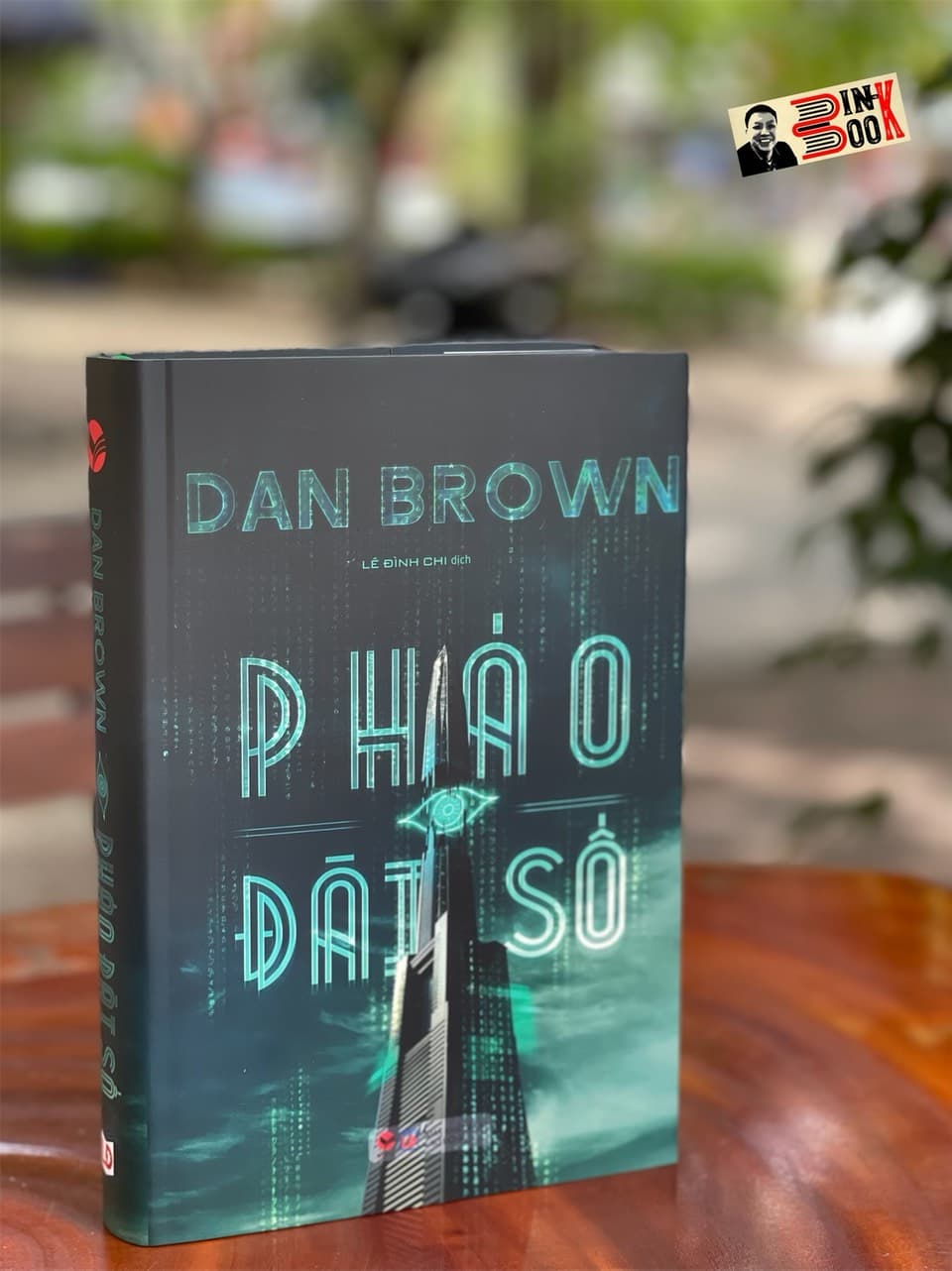 PHÁO ĐÀI SỐ Dan Brown bìa cứng Bách Việt Lê Đình Chi dịch