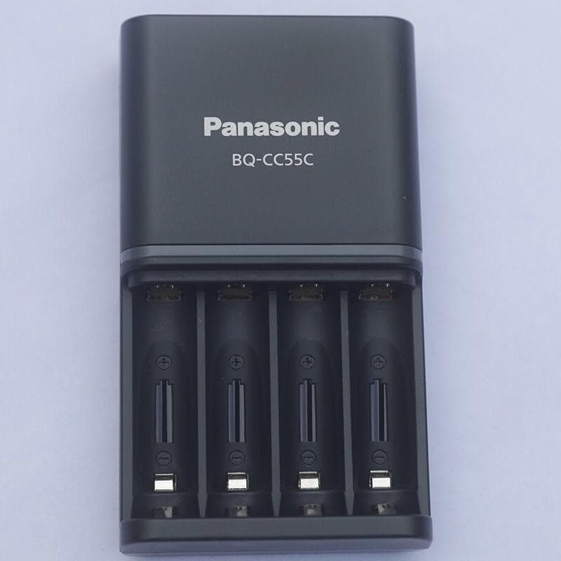 bộ sạc pin aa panasonic CC55C sạc nhanh