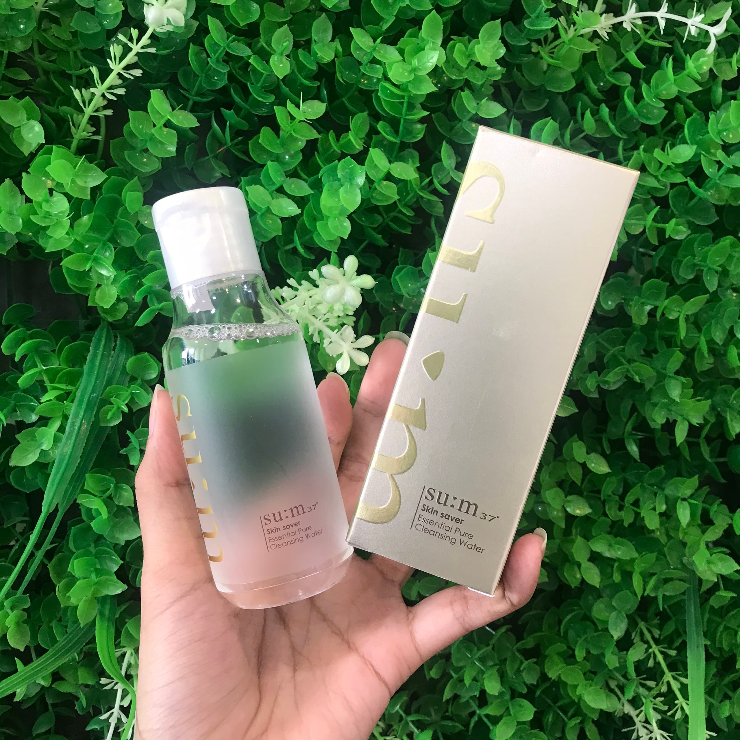 Nước tẩy trang 3 trong 1 Sum37 Skin Saver Essential Cleansing Water 100ml