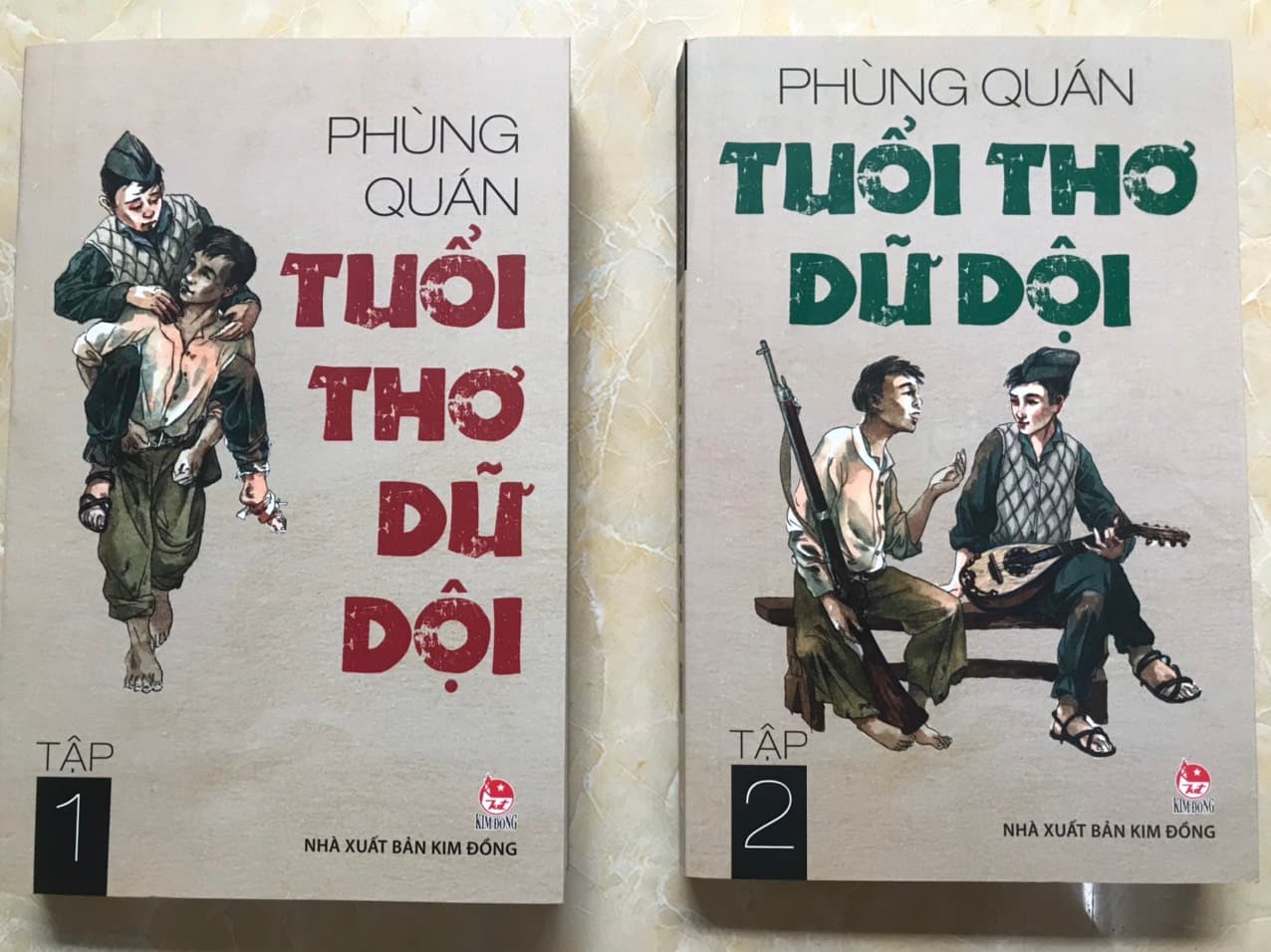 Combo 2 tập Tuổi thơ dữ dội