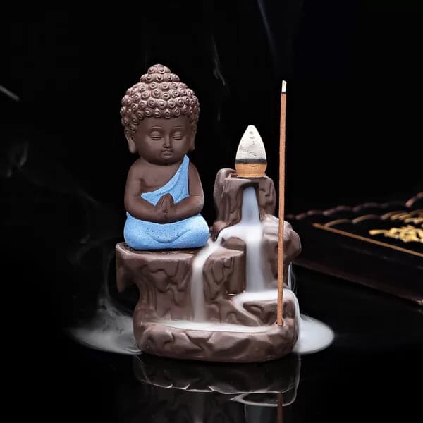 Thác Khói Trầm Hương Giao màu ngẫu nhiên