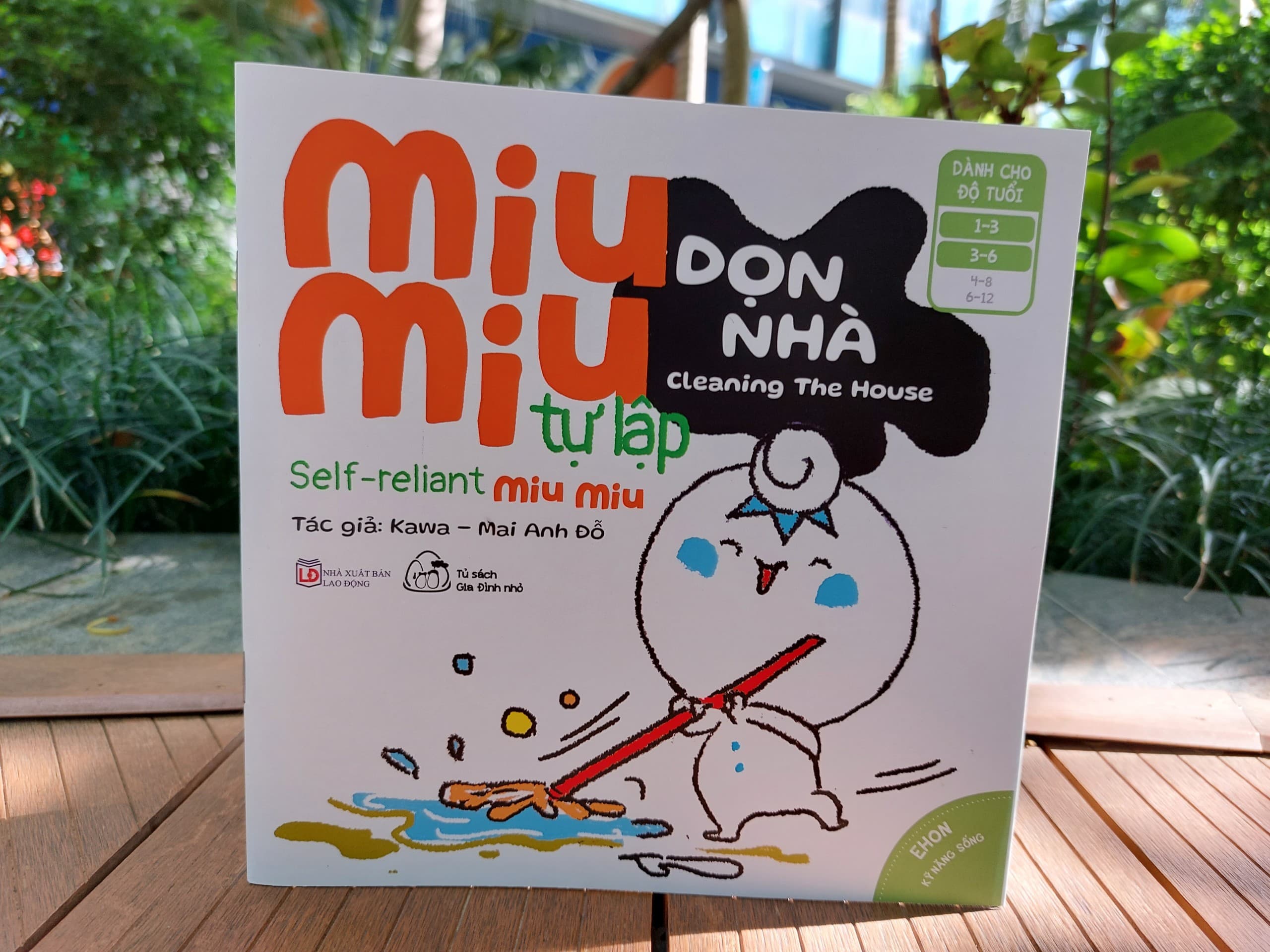 Sách Ehon Kỹ Năng Sống Bộ 8 cuốn Miu Miu Tự Lập Phần 2 cho bé từ 2 tuổi Miu Miu tự lập Dọn nhà