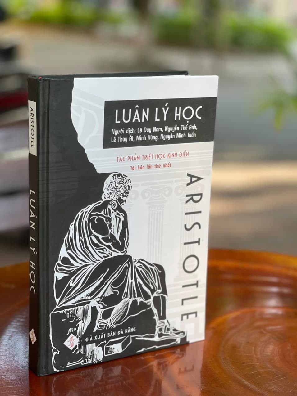 LUÂN LÝ HỌC BÌA CỨNG