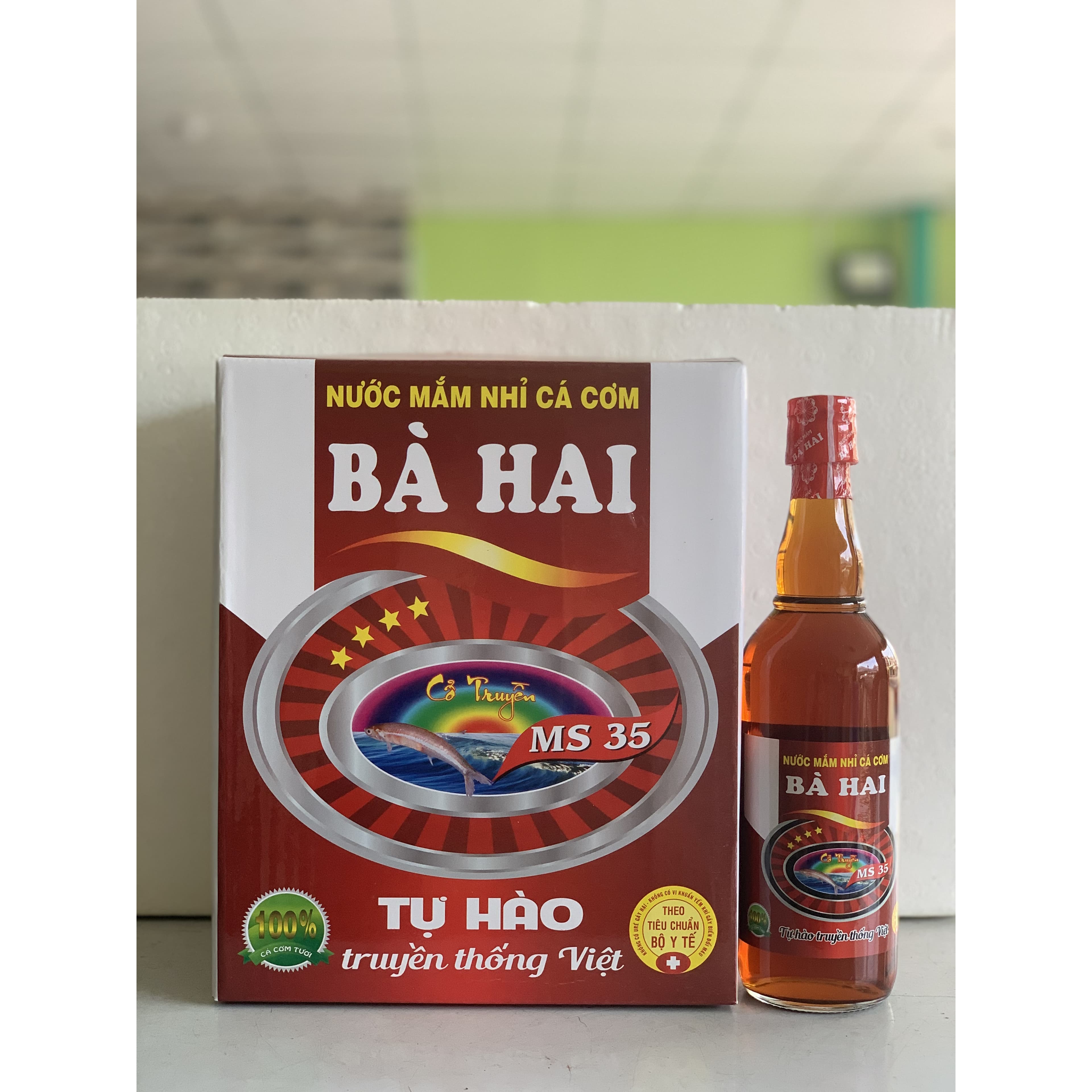Thùng Nước Mắm Nhĩ Cá Cơm Loại 1 Bà Hai MS35 6 thuỷ tinh x 500ml