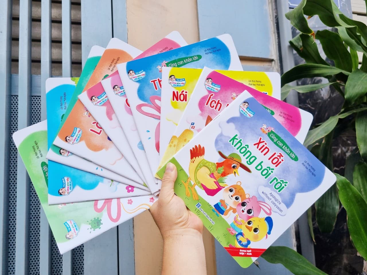 Trọn Bộ 10 cuốn Kỹ Năng Giao Tiếp Cho Bé 2 Song Ngữ Việt Anh Cùng Con Khôn Lớn Giúp Con Hiểu Và Tự Tin Hơn Vào Bản Thân Vượt Qua Mọi Khó Khăn Thử Thách Trong Cuộc Sống