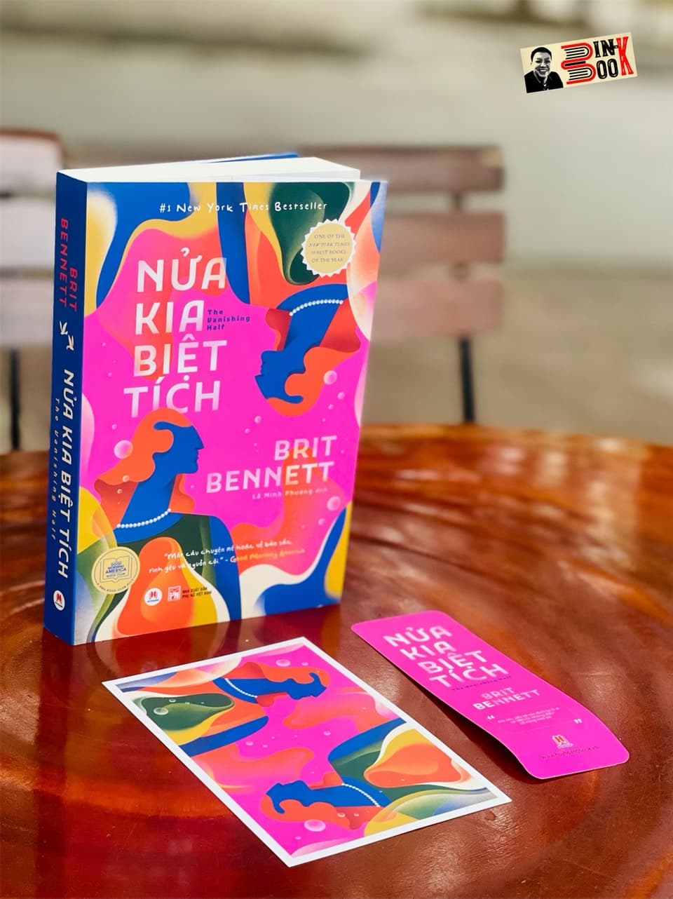 York Times Bestseller NỬA KIA BIỆT TÍCH Brit Bennet Huyhoangbooks