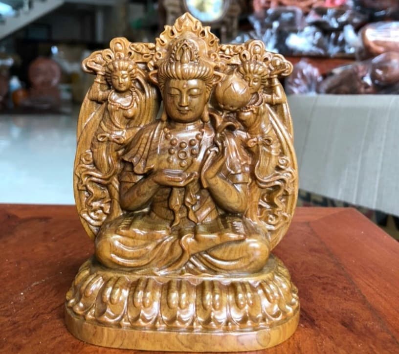 Tượng phật bản mệnh tượng phật đại thế chí bồ tát tuổi ngọ Bằng gỗ bách xanh thơm nức kt cao 1296cm
