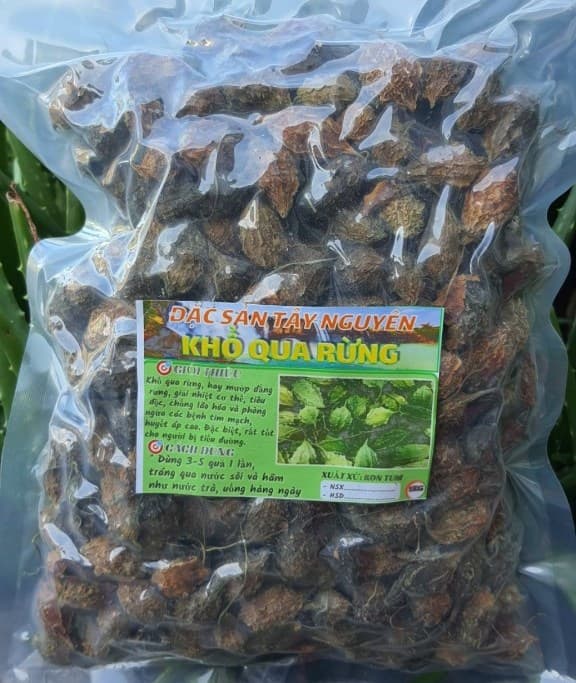 Đặc Sản Kon Tum Trái Khổ Qua Rừng Sấy Khô Thơm Ngon Hiệu Đặc Sản Và Dược Liệu Kon Tum 1Kg OCOP 3 Sao
