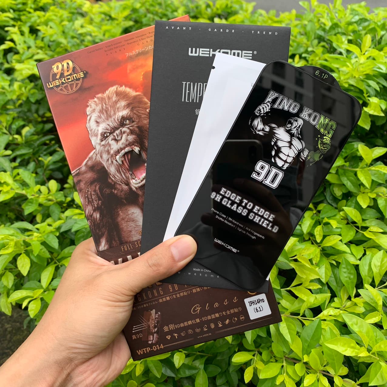 Kính Cường Lực KingKong 9D Trong Suốt Dành Cho iPhone Full Hộp Sắt Cao Cấp Dán Full Màn 14Pro 6 1